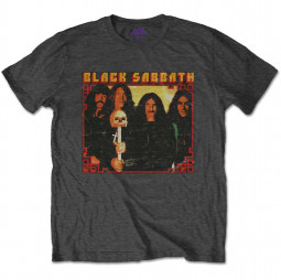 Black Sabbath - Unisex T-Shirt: Japan Photo